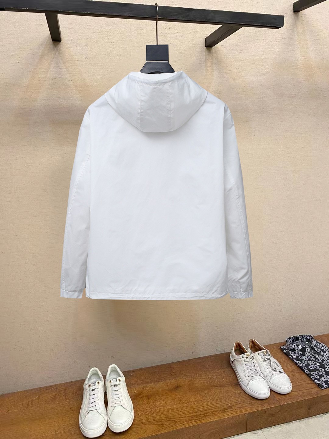 프라다(PRADA) 남성 후드 내장 집업 자켓 의류