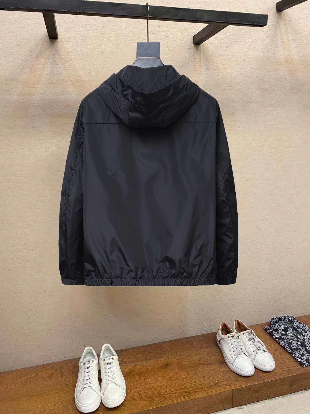 몽클레르(MONCLER) 남성 후드 내장 집업 자켓 의류