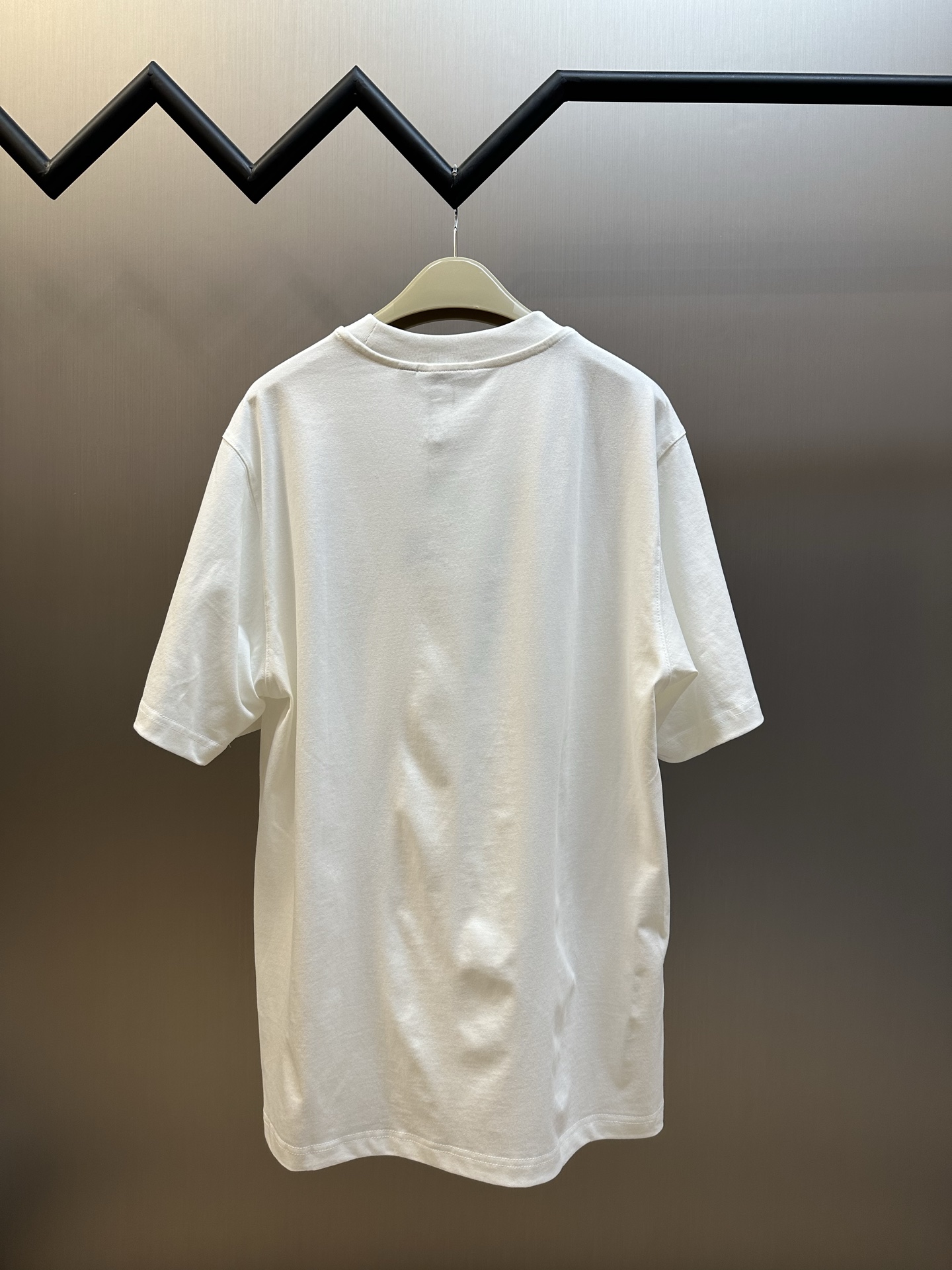 버버리(BURBERRY) 로고 자수 코튼 반팔 티셔츠 의류