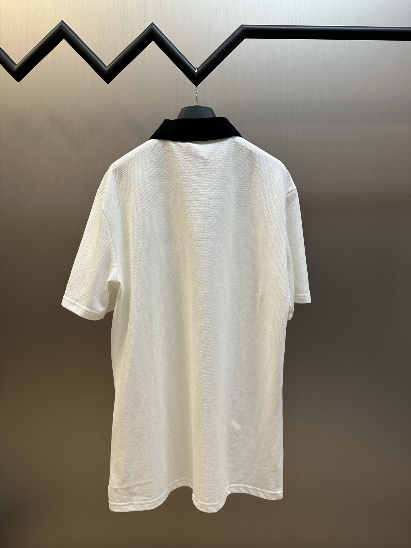 몽클레르(MONCLER) 스냅 버튼 폴로셔츠 의류