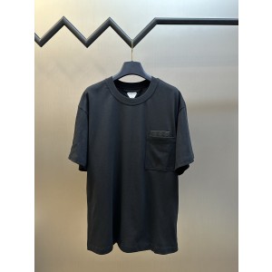 보테가 베네타(BOTTEGA VENETA) 가죽 패치 포켓 반팔 티셔츠 의류