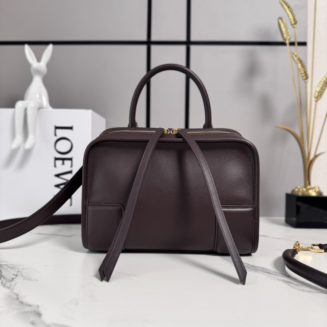 [Loewe] 로에베 스몰 소프트 카프스킨 아마조나(Amazona) 180 핸드백 가방