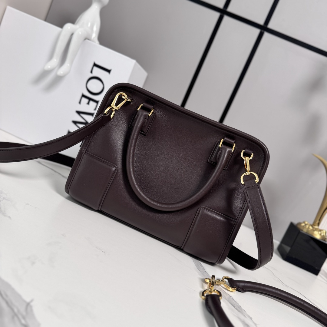 [Loewe] 로에베 스몰 소프트 카프스킨 아마조나(Amazona) 180 핸드백 가방