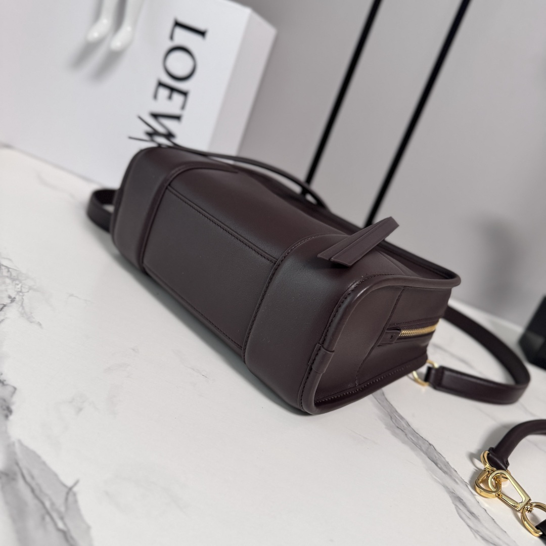 [Loewe] 로에베 스몰 소프트 카프스킨 아마조나(Amazona) 180 핸드백 가방