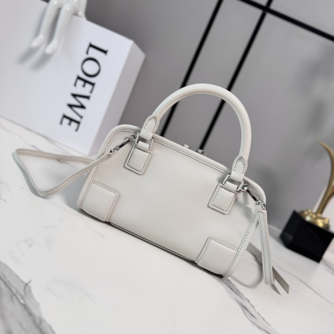 [Loewe] 로에베 미니 소프트 Amazona 아마조나 180 핸드백 가방