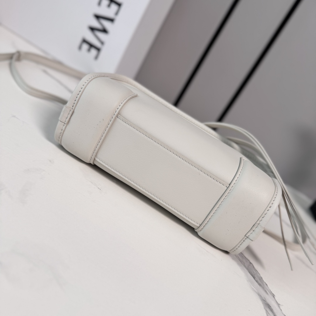 [Loewe] 로에베 미니 소프트 Amazona 아마조나 180 핸드백 가방