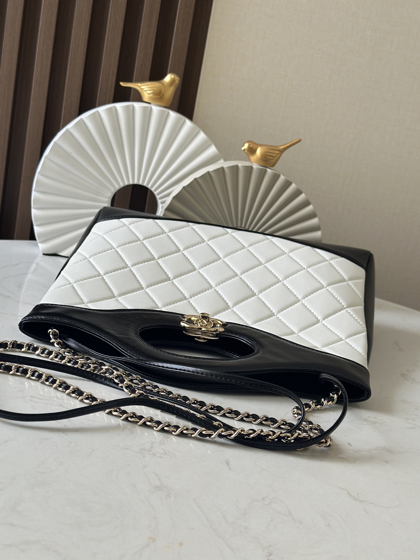 [Chanel] 샤넬 24S 31 Bag 미디움 토트백 숄더백 가방