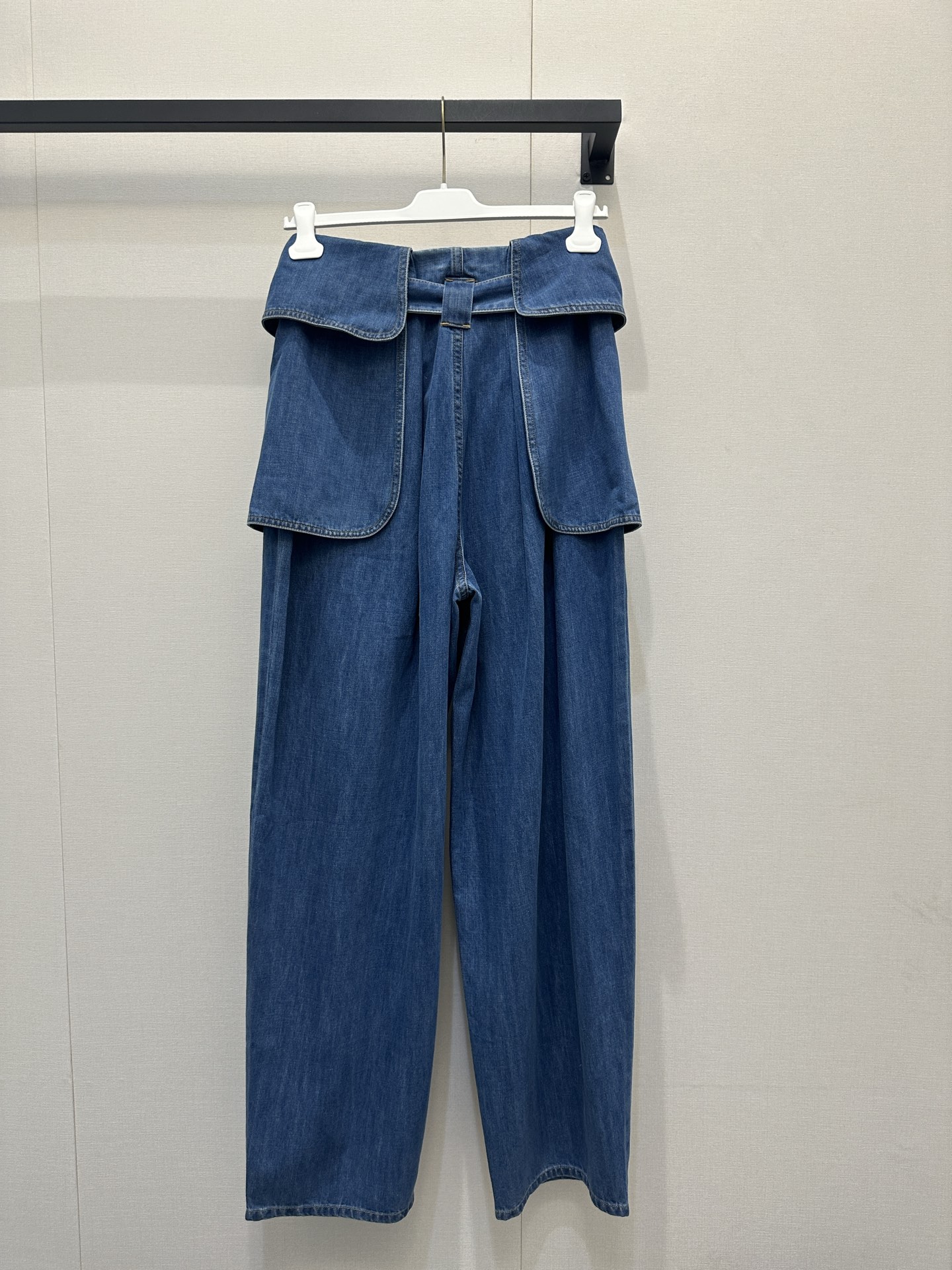 로에베(LOEWE) 워시드 와이드 데님 팬츠 의류