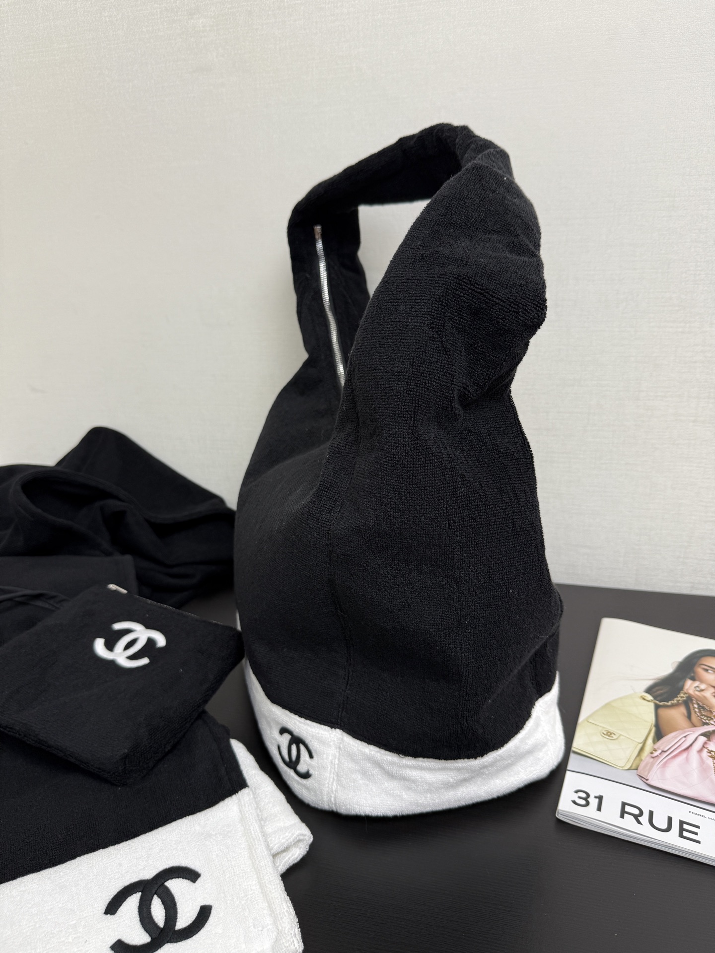 [Chanel] 샤넬 비치백 & 타월 세트 (Beach Set) 숄더백 가방