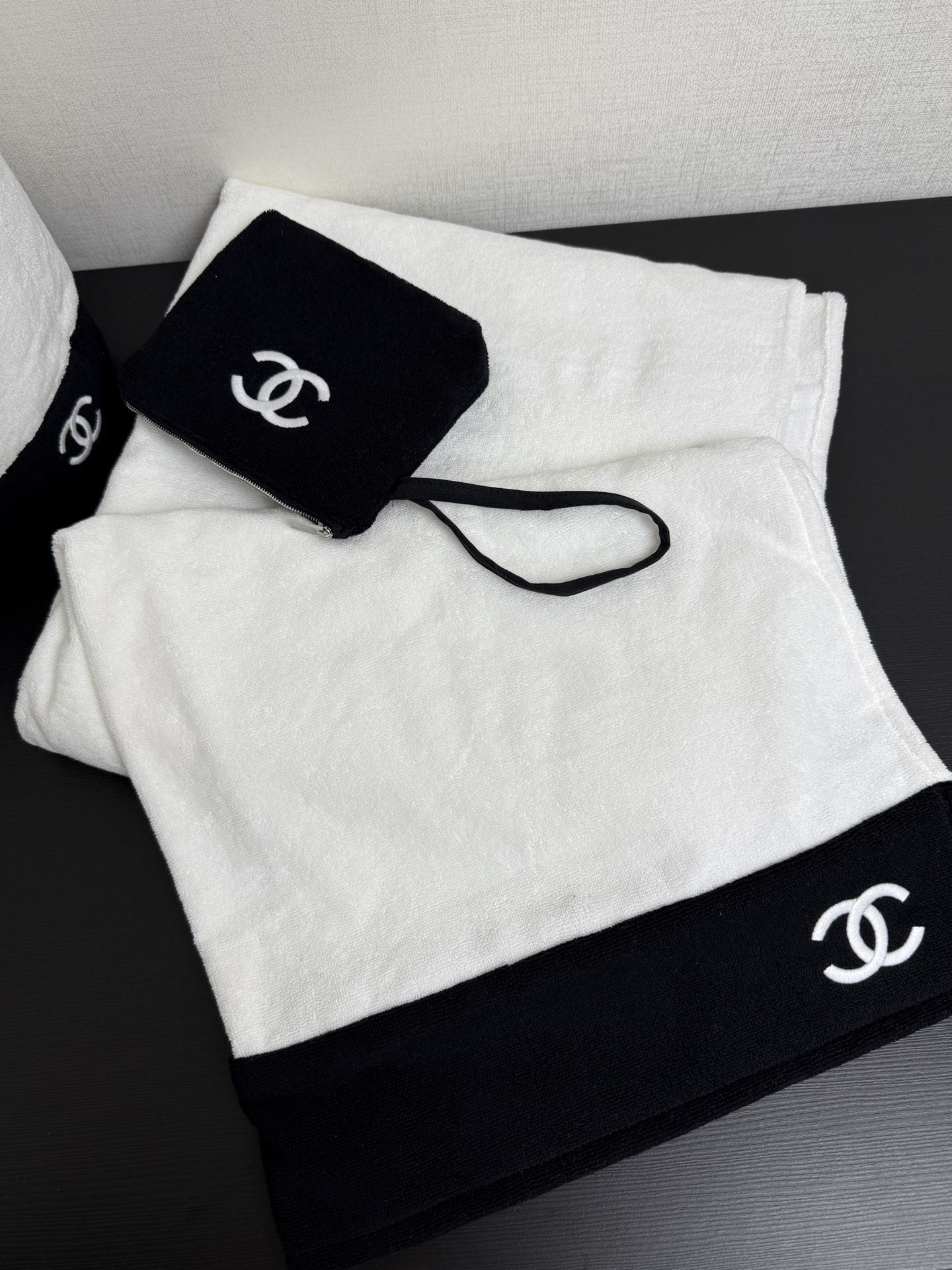 [Chanel] 샤넬 비치백 & 타월 세트 (Beach Set) 숄더백 가방