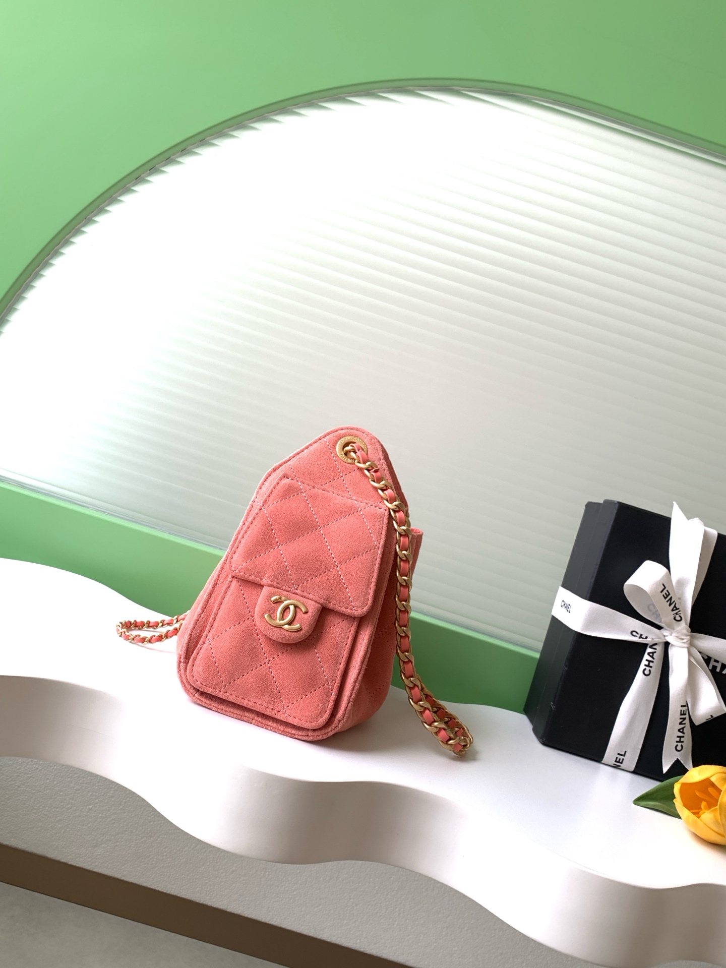 [Chanel] 샤넬 26C 미니 누벅 퀼팅 드로스트링 버킷백 숄더백 가방