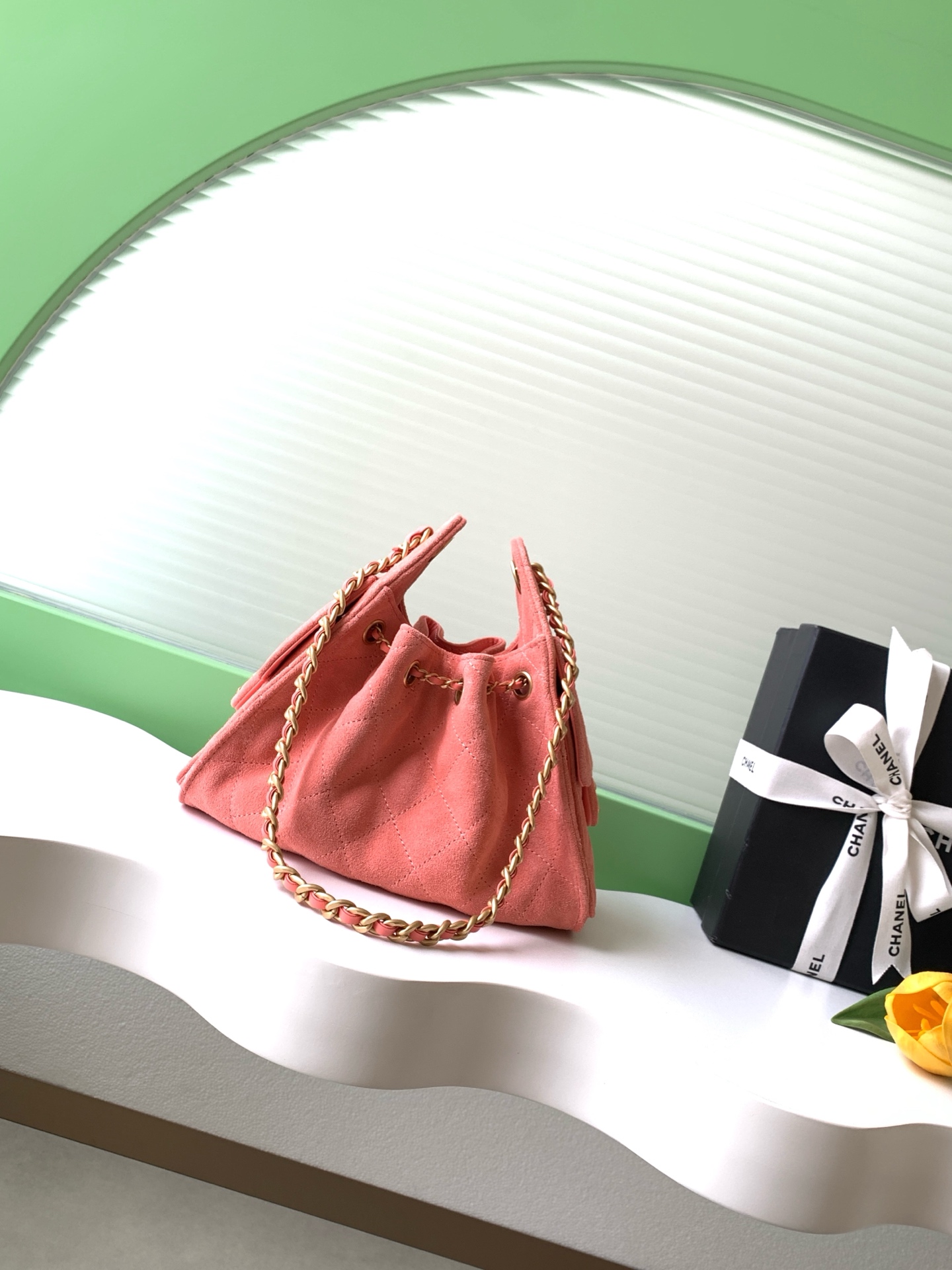 [Chanel] 샤넬 26C 미니 누벅 퀼팅 드로스트링 버킷백 숄더백 가방