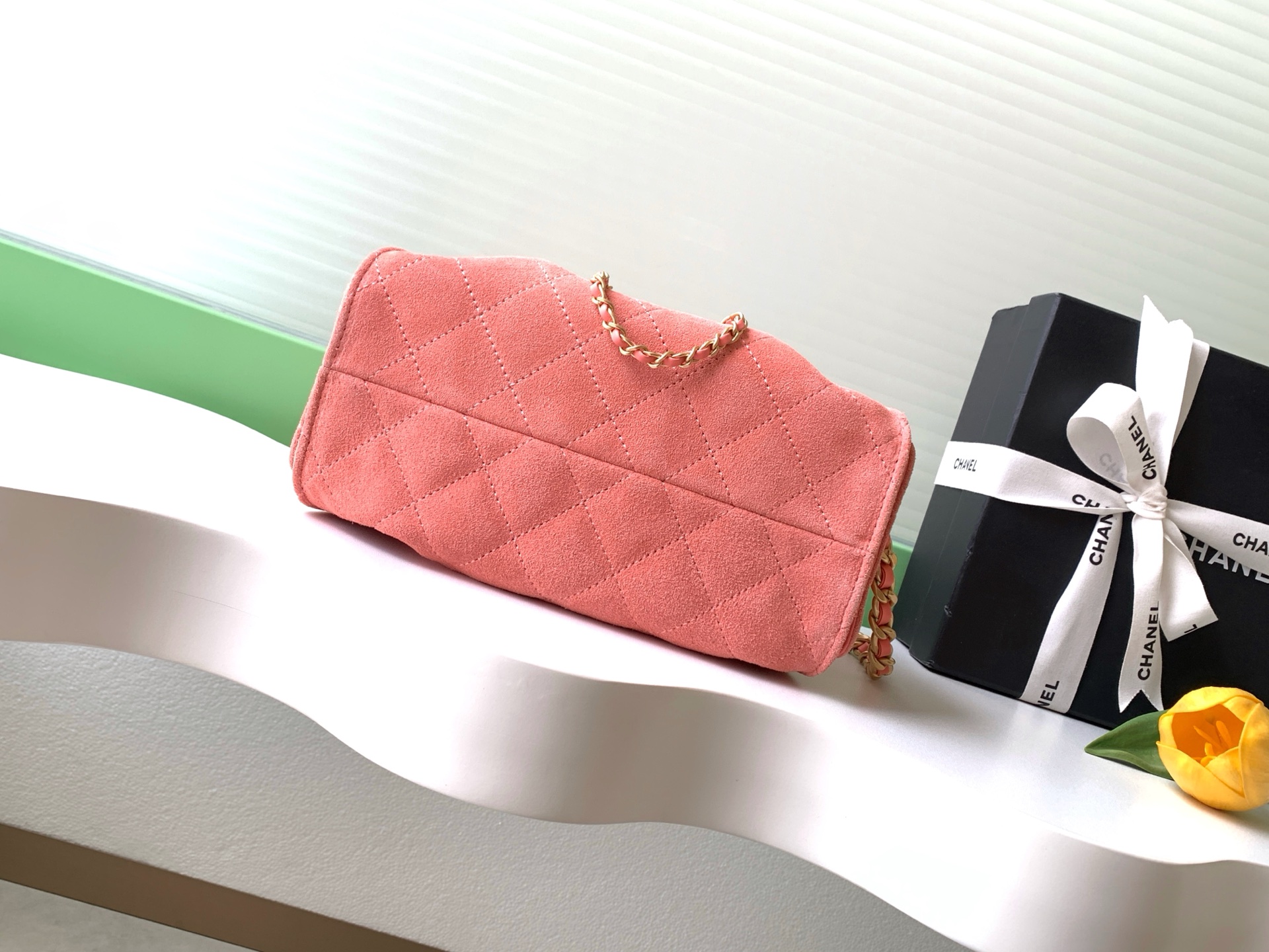 [Chanel] 샤넬 26C 미니 누벅 퀼팅 드로스트링 버킷백 숄더백 가방