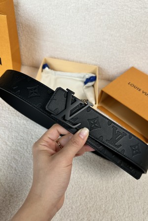 루이비통(LV) 양면 카프스킨 벨트