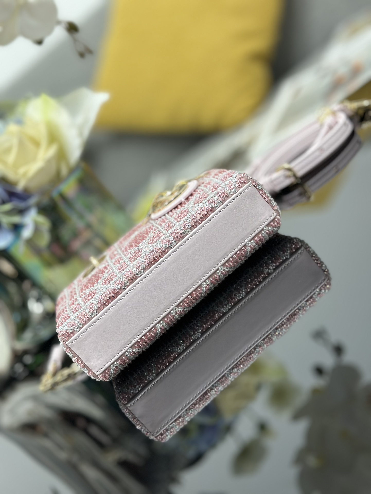 [Dior] 레이디 디-조이(D-Joy) 미니 자수 & 핑크 비즈 백 토트백 가방