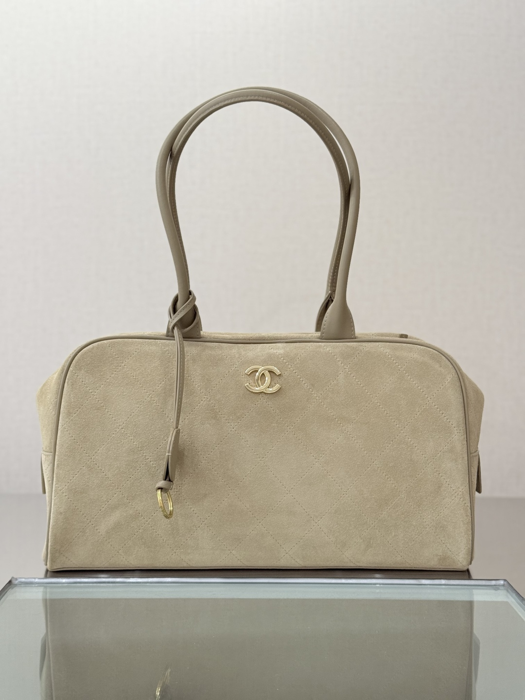 [Chanel] 샤넬 26S SS 컬렉션 빈티지 미니멀 볼링백 토트백 숄더백 가방