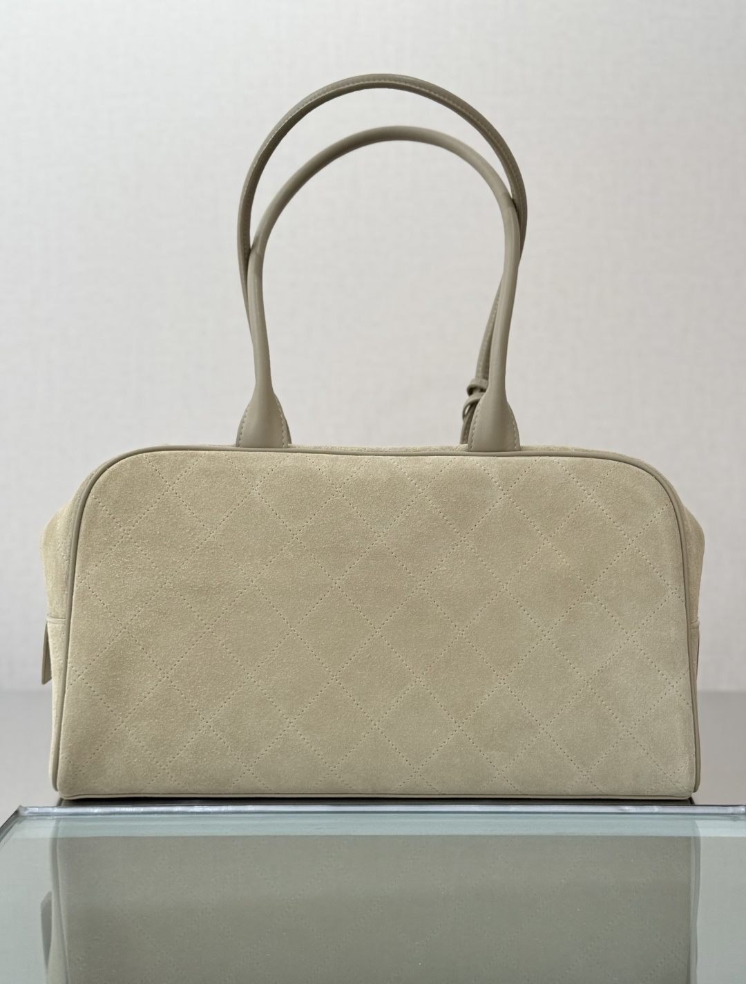 [Chanel] 샤넬 26S SS 컬렉션 빈티지 미니멀 볼링백 토트백 숄더백 가방