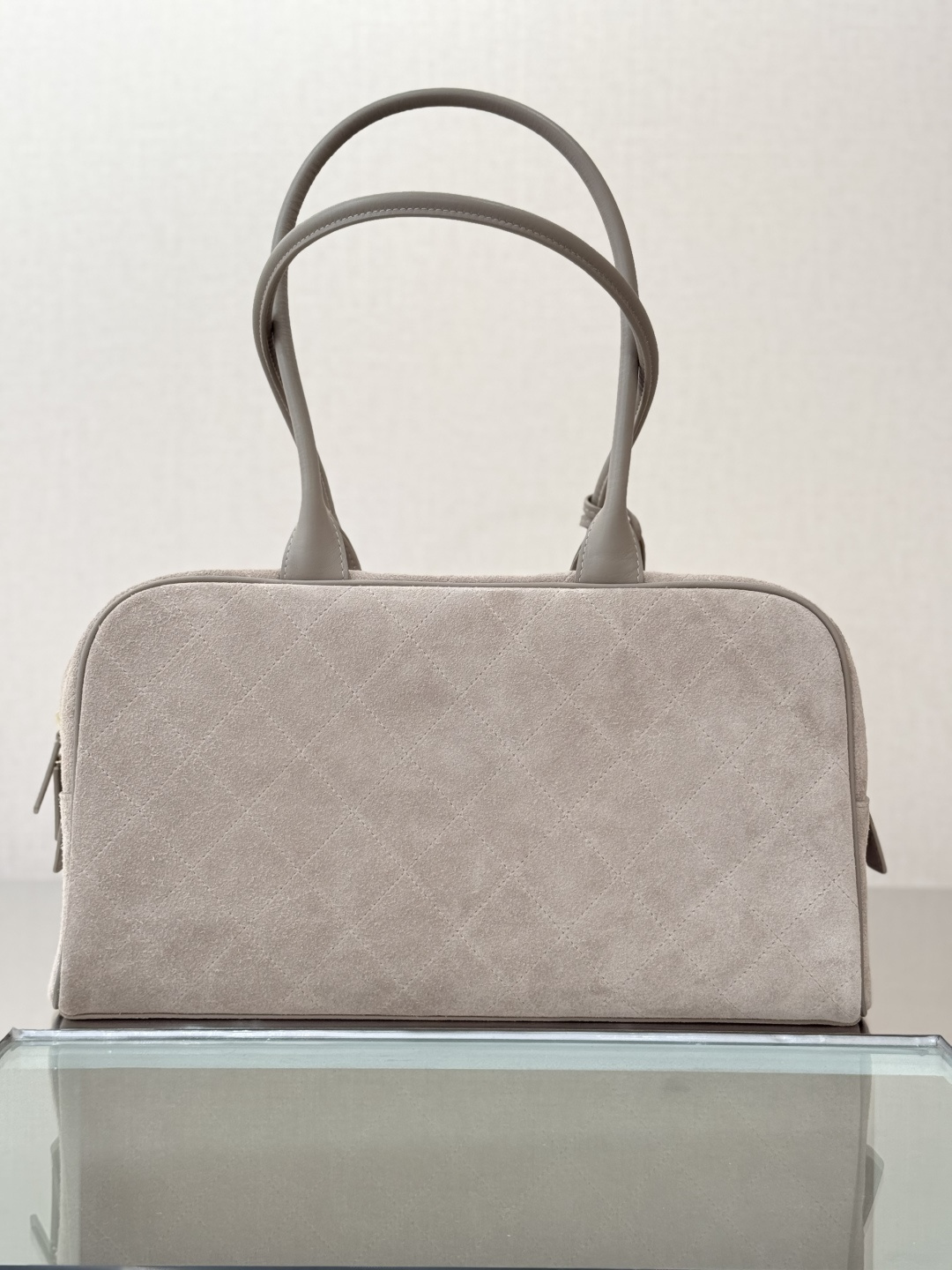 [Chanel] 샤넬 26S SS 컬렉션 빈티지 미니멀 볼링백 토트백 숄더백 가방