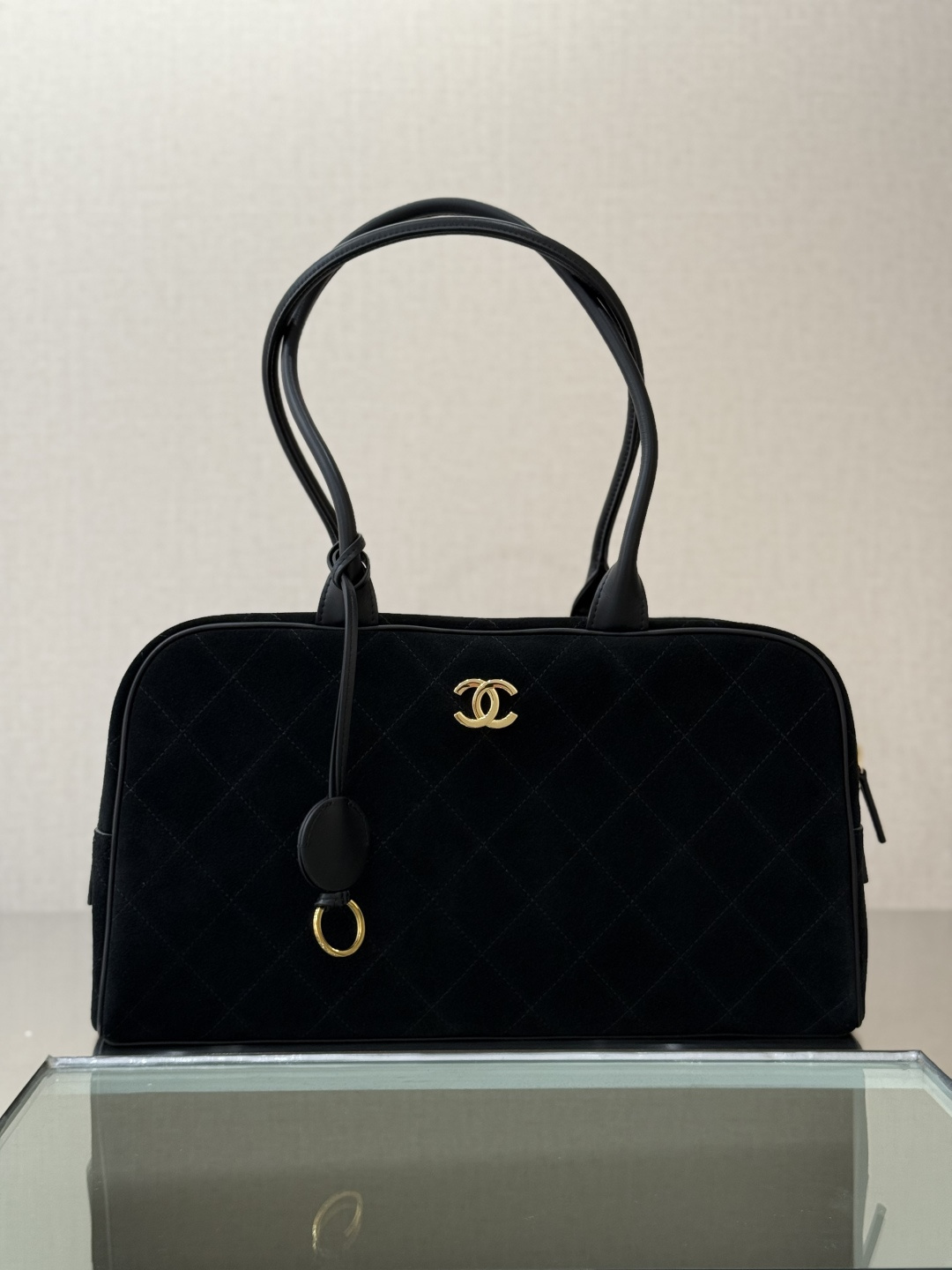 [Chanel] 샤넬 26S SS 컬렉션 빈티지 미니멀 볼링백 토트백 숄더백 가방