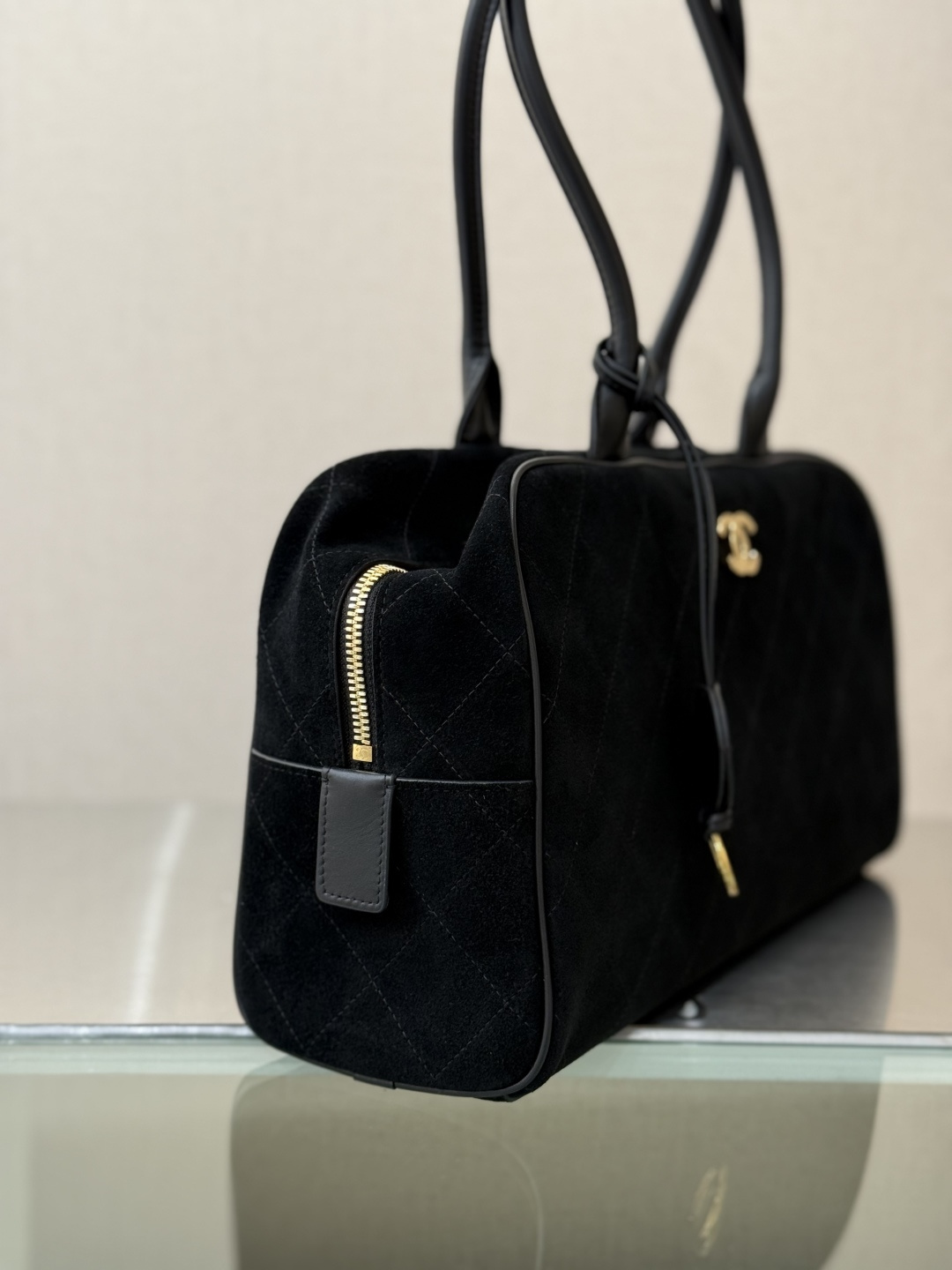 [Chanel] 샤넬 26S SS 컬렉션 빈티지 미니멀 볼링백 토트백 숄더백 가방