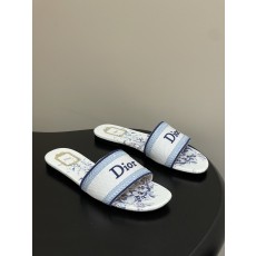 디올(DIOR) 시크릿 가든 자수 슬리퍼 신발