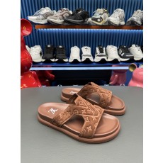 [LV] 루이비통 프리미엄 카프스킨 레저 슬라이드 샌들 슬리퍼 신발