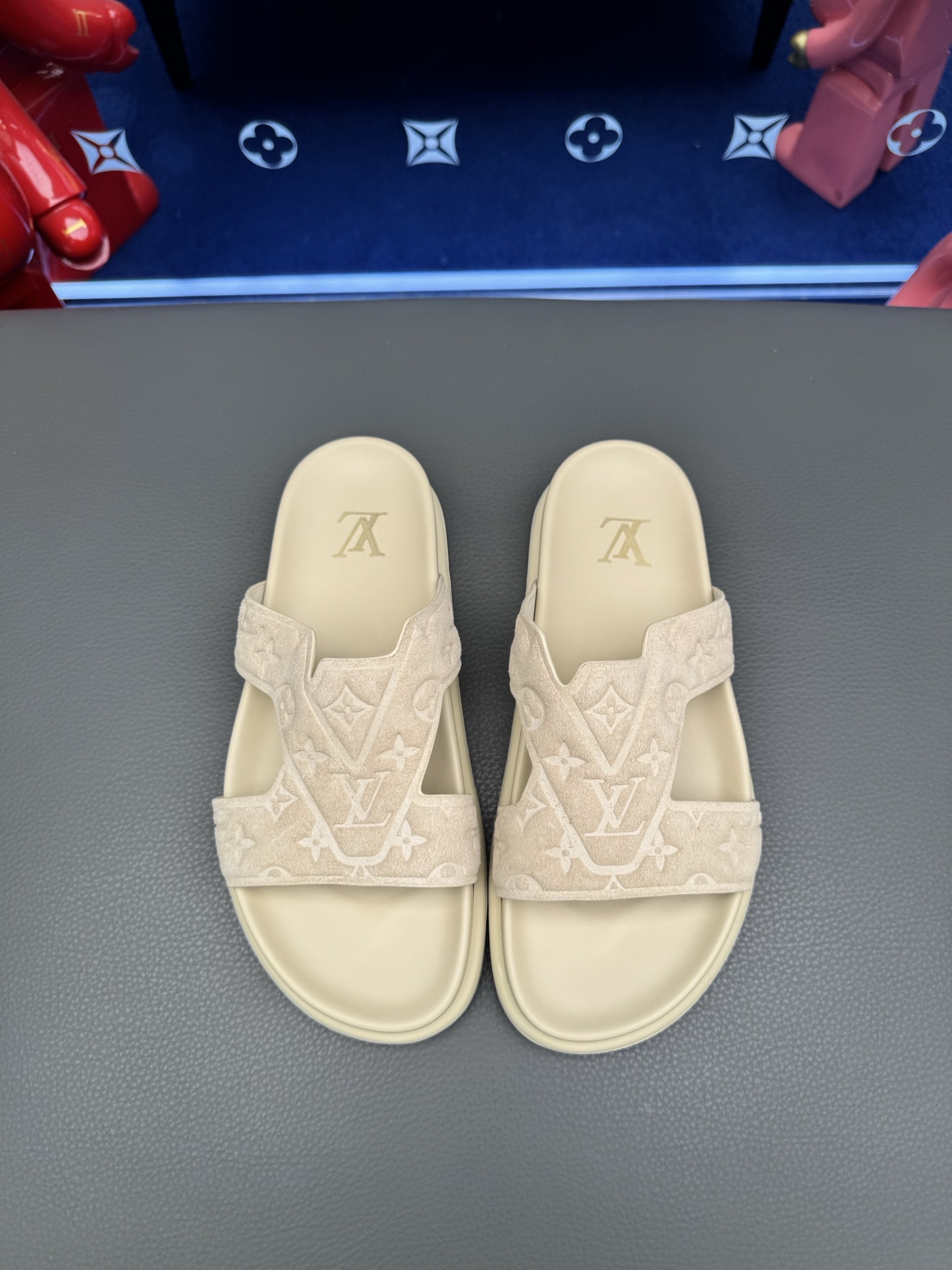 [LV] 루이비통 프리미엄 카프스킨 레저 슬라이드 샌들 슬리퍼 신발