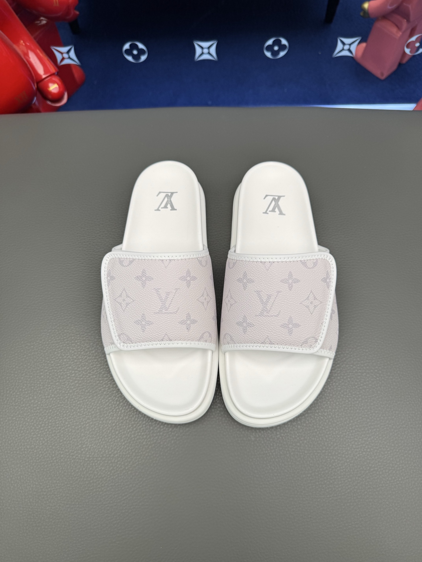 [LV] 루이비통 남성 카프스킨 레저 슬라이드 샌들 슬리퍼 신발