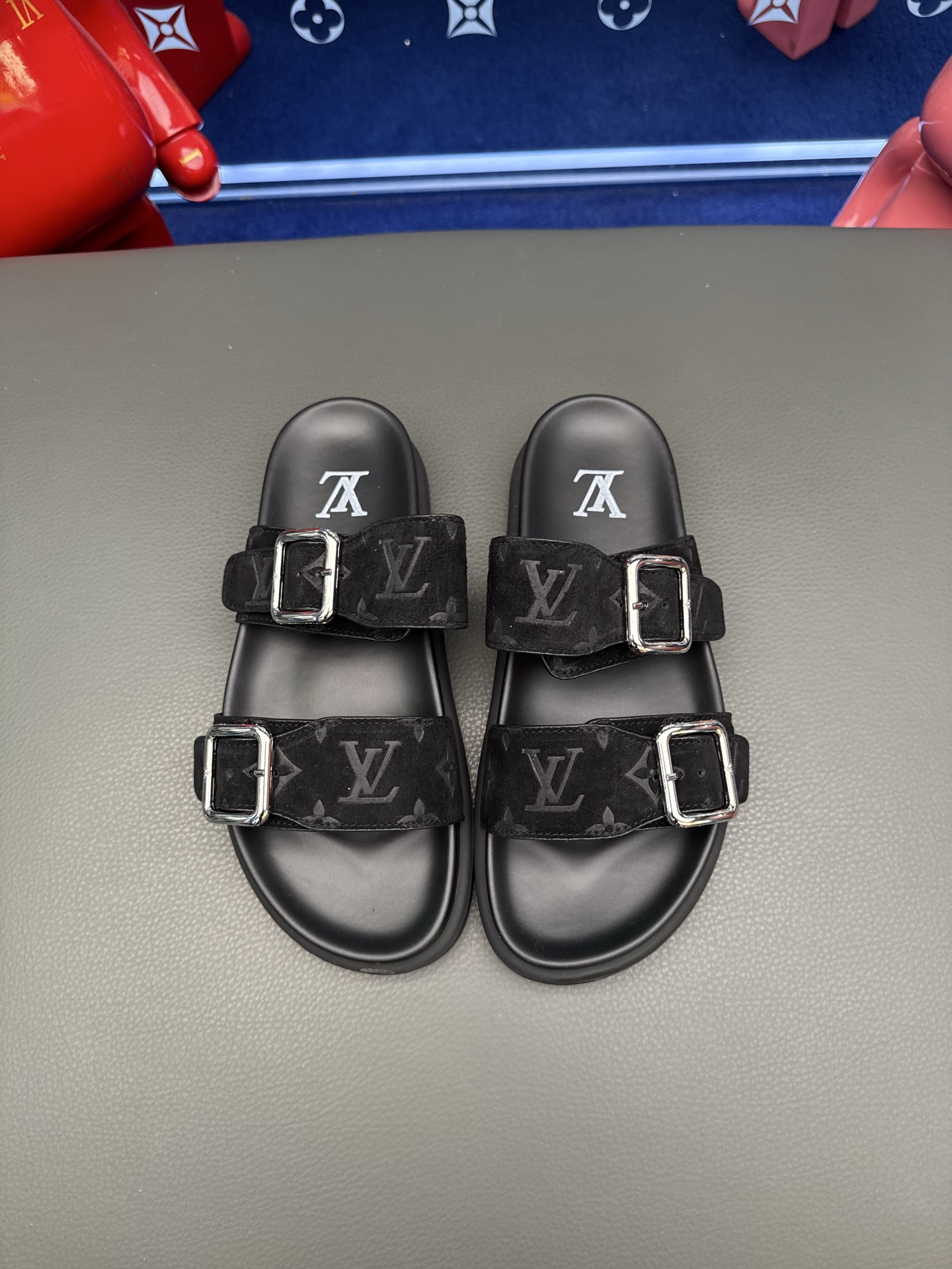 [LV] 루이비통 남성 카프스킨 레저 슬라이드 샌들 슬리퍼 신발