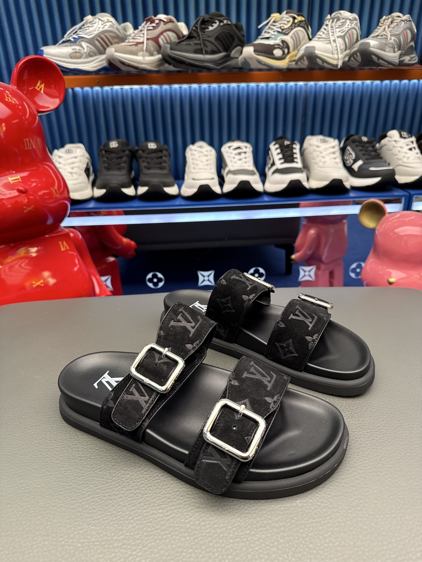 [LV] 루이비통 남성 카프스킨 레저 슬라이드 샌들 슬리퍼 신발
