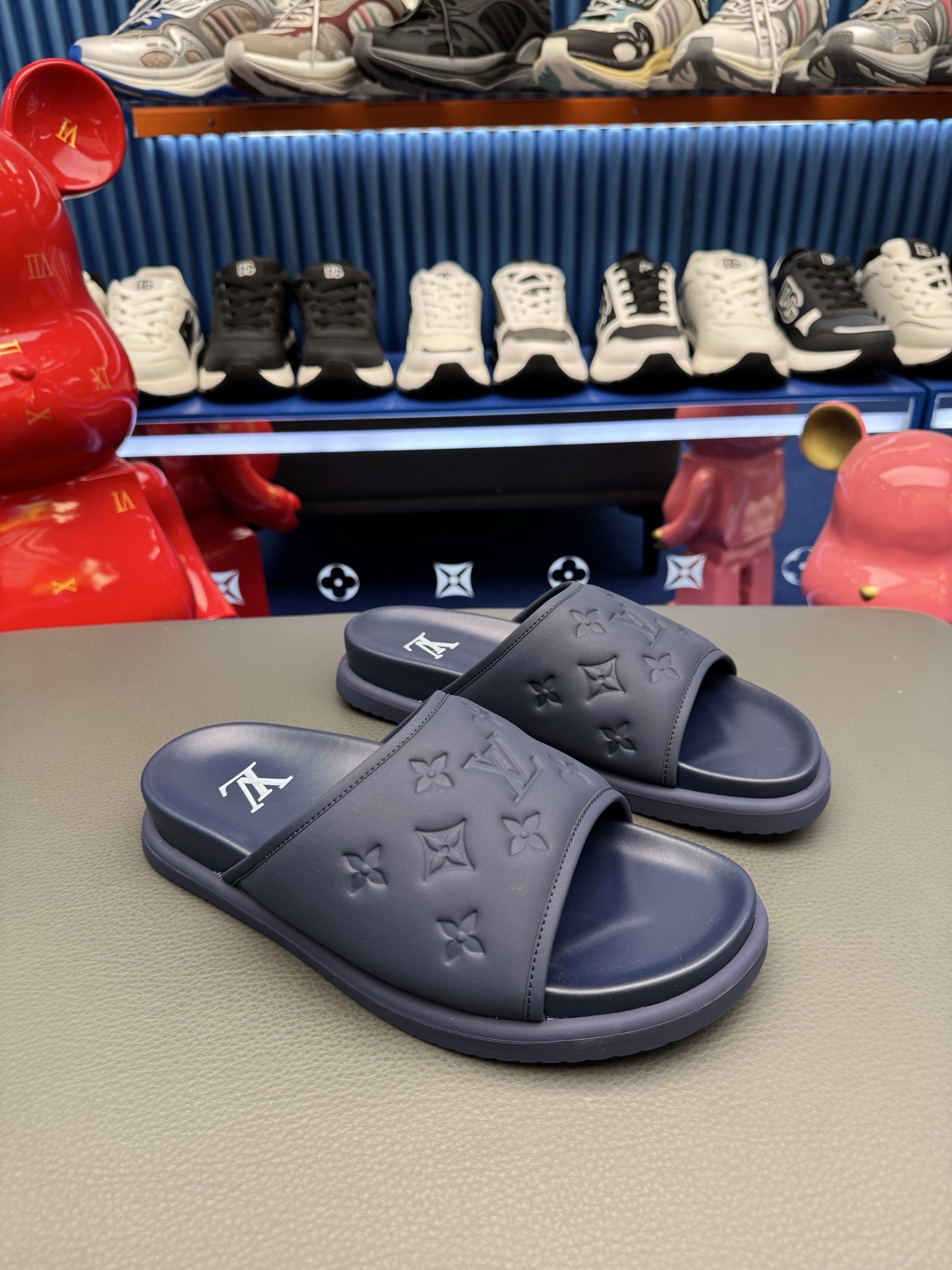 [LV] 루이비통 남성 카프스킨 레저 슬라이드 샌들 슬리퍼 신발