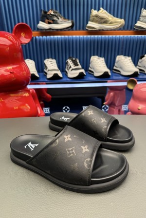 [LV] 루이비통 남성 카프스킨 레저 슬라이드 샌들 슬리퍼 신발