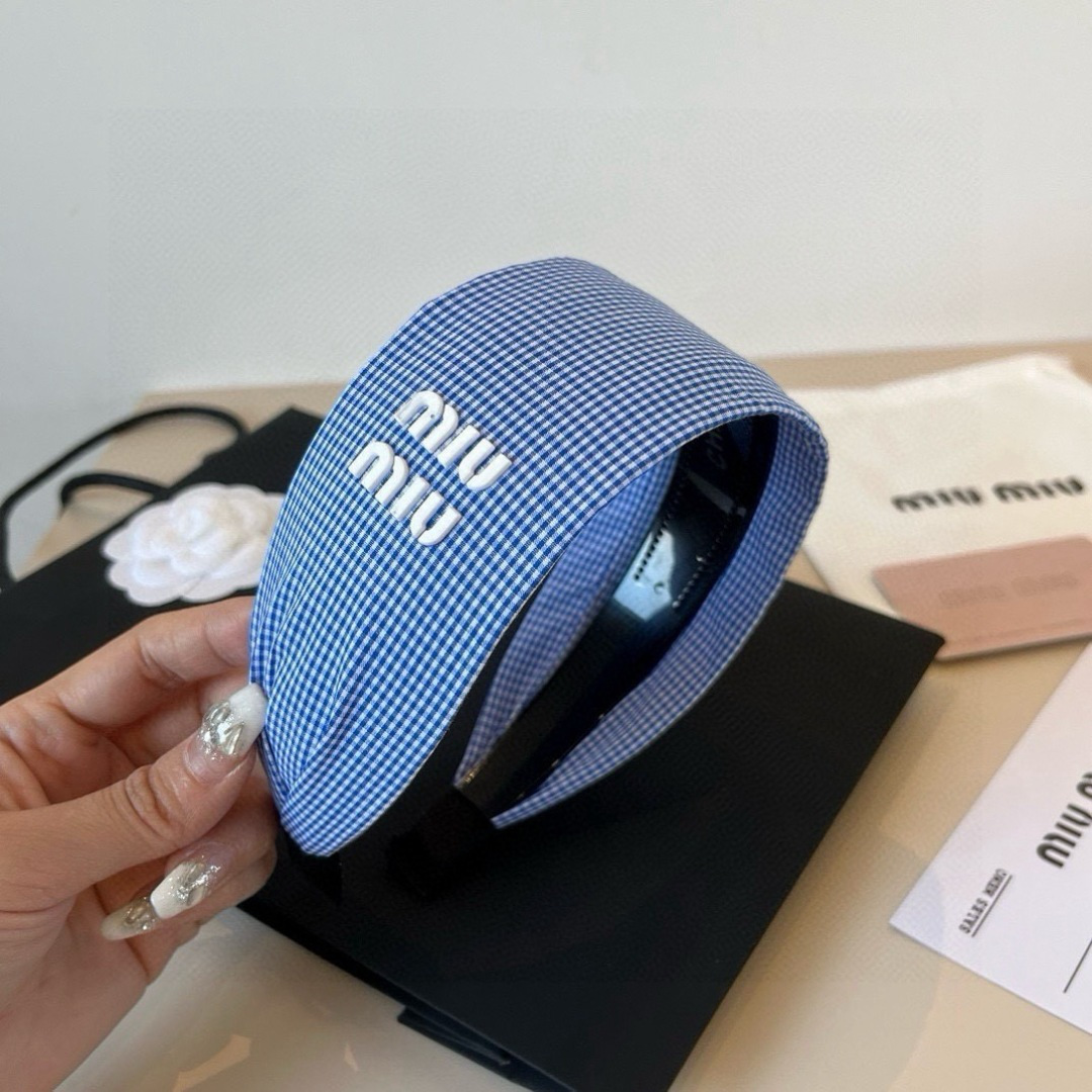 미우미우(MIU MIU) 헤어밴드 헤어 악세사리