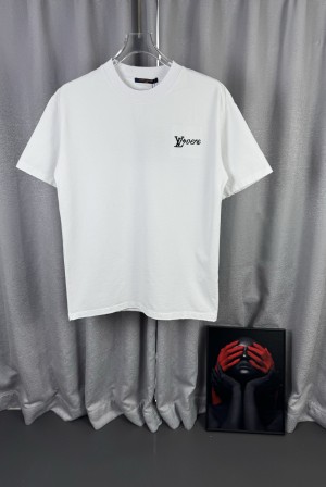 루이비통(LV) 자수 반팔 티셔츠 의류