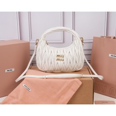 miumiu 미우미우 5BC125 미우 완더(Miu Wander) 마틀라세 호보백 토트백 가방