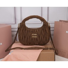 miumiu 미우미우 5BC125 미우 완더(Miu Wander) 마틀라세 호보백 토트백 가방