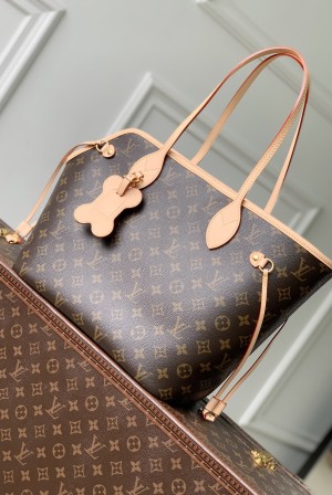 [Louis Vuitton] LV 루이비통 네버우프(Neverwoof) 중호 펫 캐리어 - 모노그램 가방