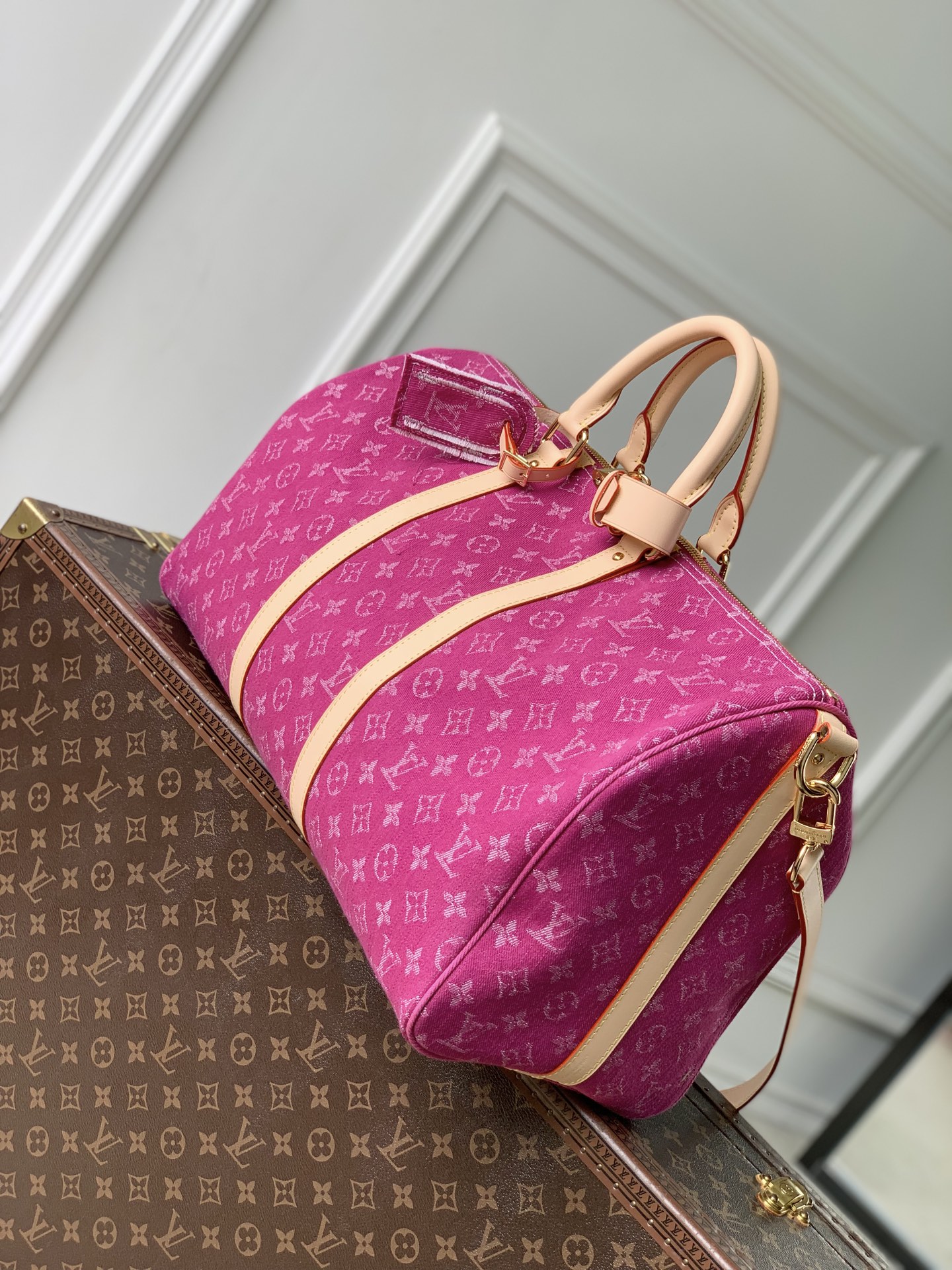 [Louis Vuitton] LV 루이비통 Keepall Bandoulière 45 키폴 반둘리에 45 - 모노그램 푸시아 핑크 데님 가방