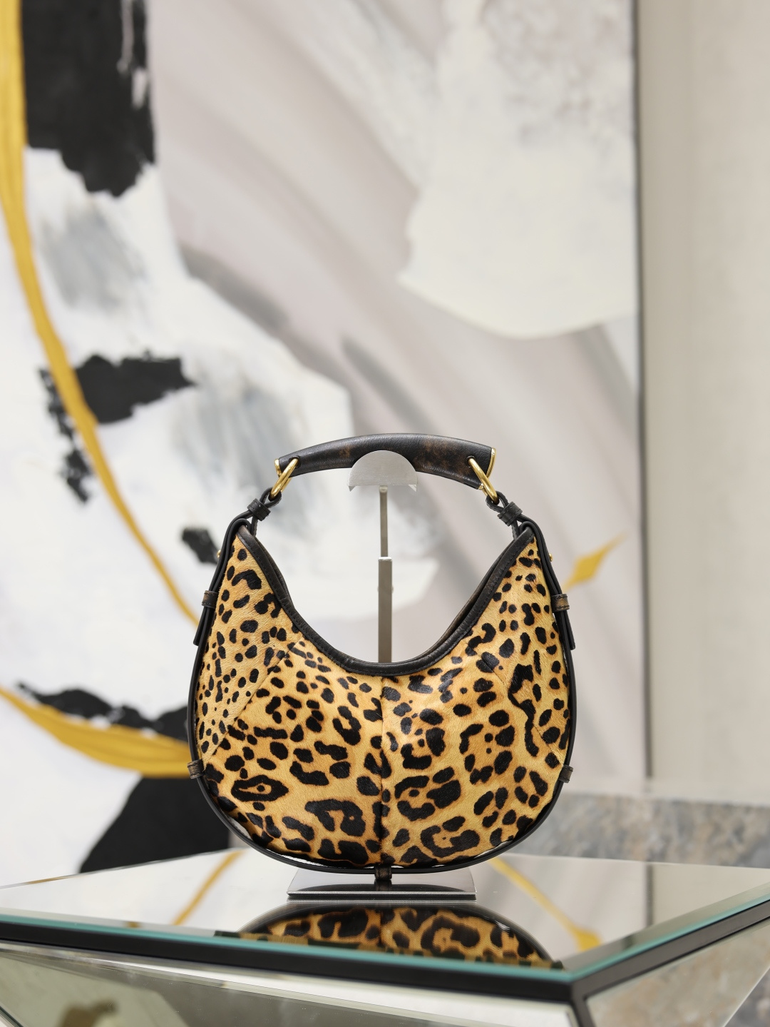 [Saint Laurent] YSL 생로랑 몸바사(Mombasa) 스몰 호보백 가방