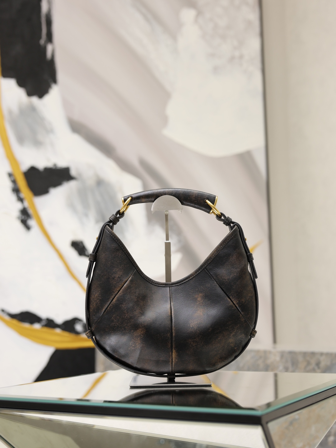 [Saint Laurent] YSL 생로랑 몸바사(Mombasa) 스몰 호보백 가방