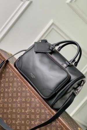 [Louis Vuitton] LV 루이비통 Keepall Cargo Bandoulière 35 키폴 카고 반둘에 35 - 블랙 가방
