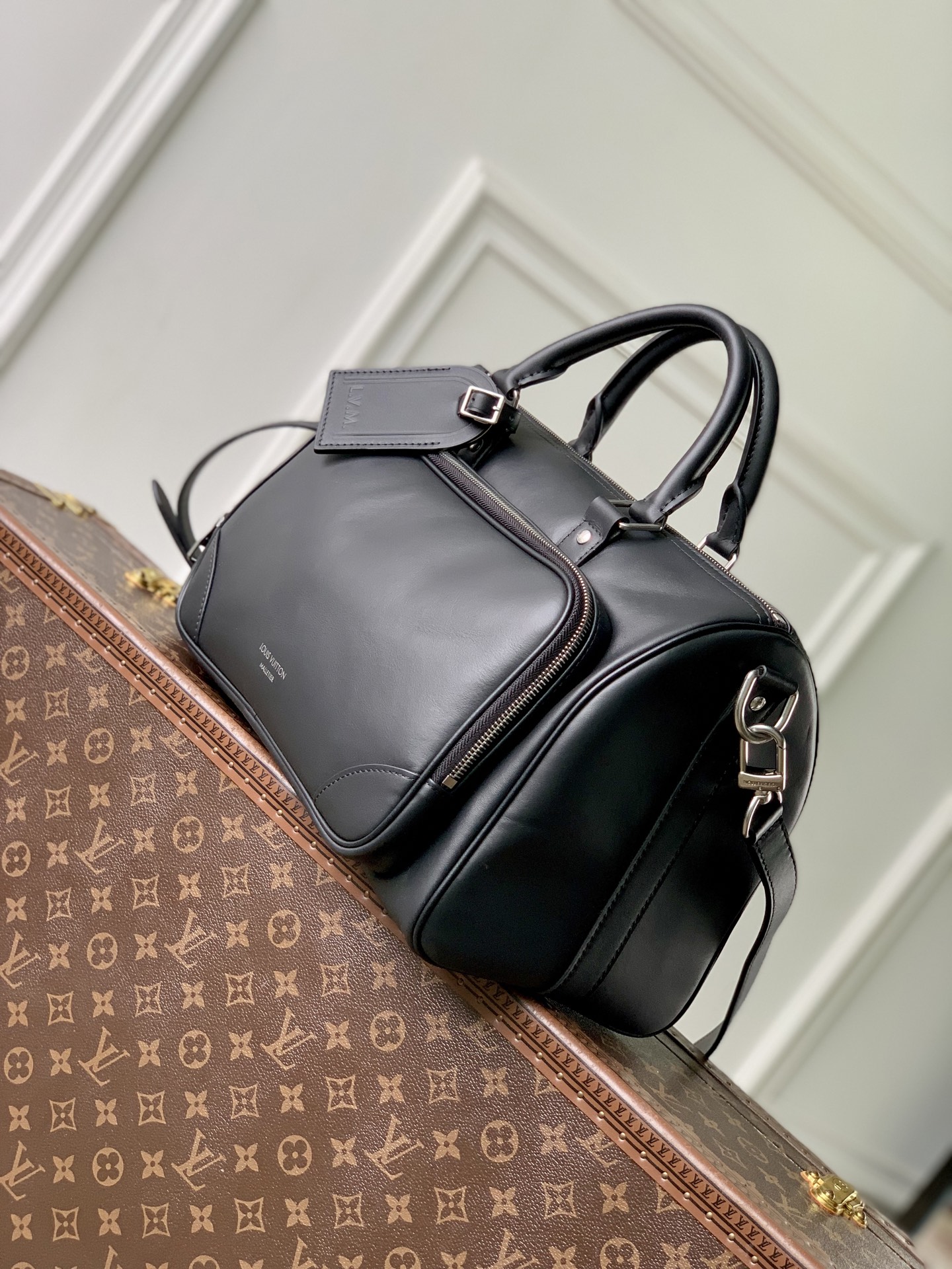 [Louis Vuitton] LV 루이비통 Keepall Cargo Bandoulière 35 키폴 카고 반둘에 35 - 블랙 가방