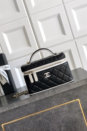[Chanel] 샤넬 26SS 히든 컬렉션 팬더 배색 코스메틱 백 숄더백 가방