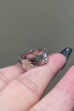 까르띠에(CARTIER) 러브 언리미티드 반지 악세사리