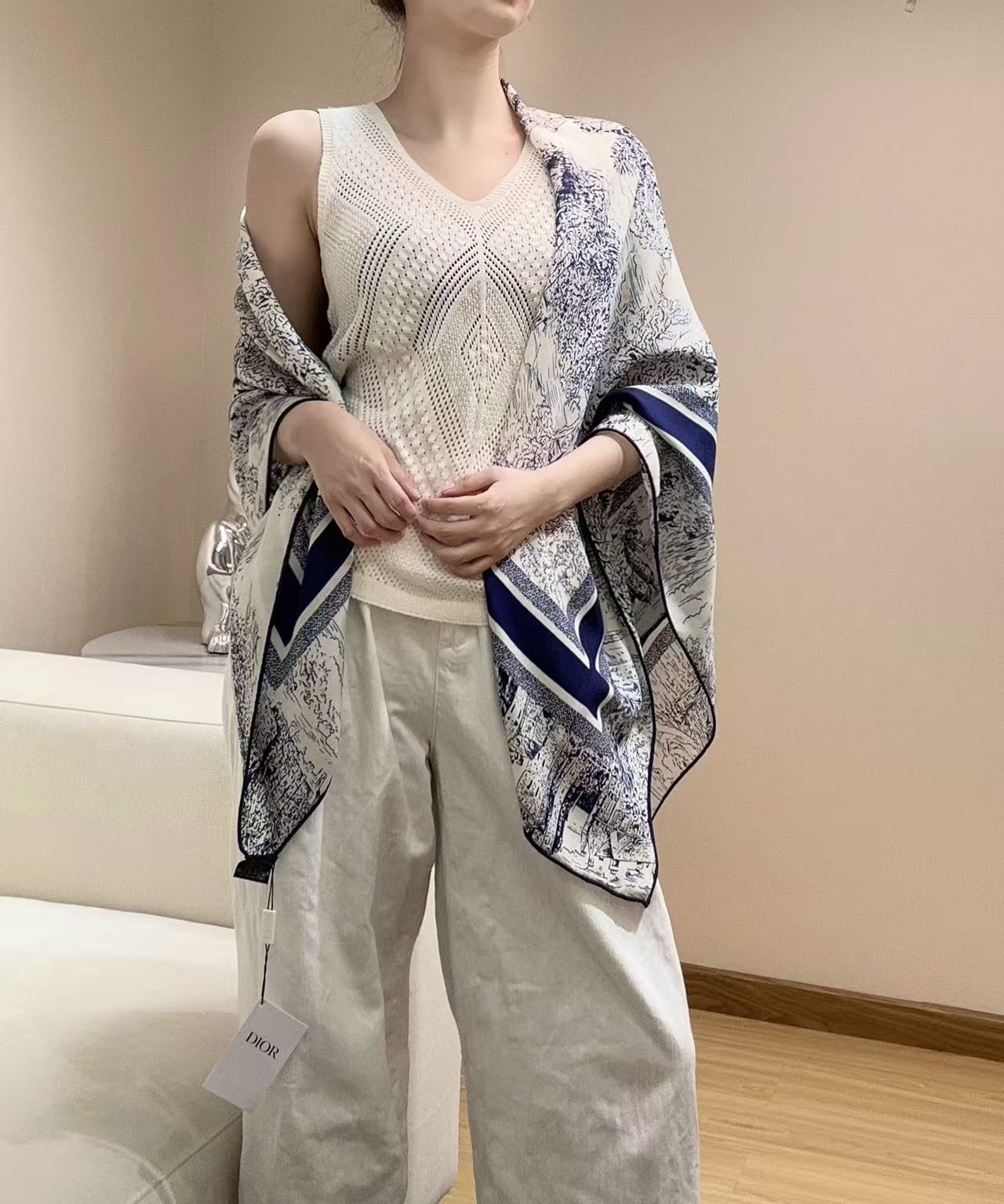 디올(DIOR) 스코틀랜드 트왈 목도리 스카프
