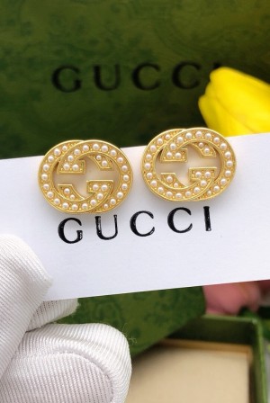 구찌(GUCCI) 더블G 미니 귀걸이 악세사리