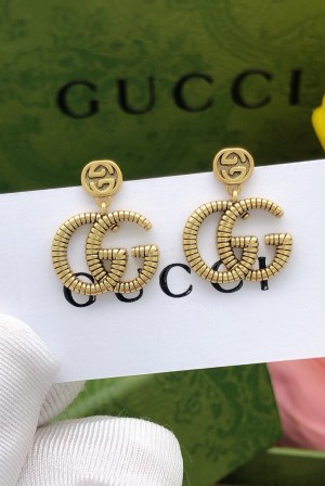 구찌(GUCCI) 더블G 트위스트 귀걸이 악세사리