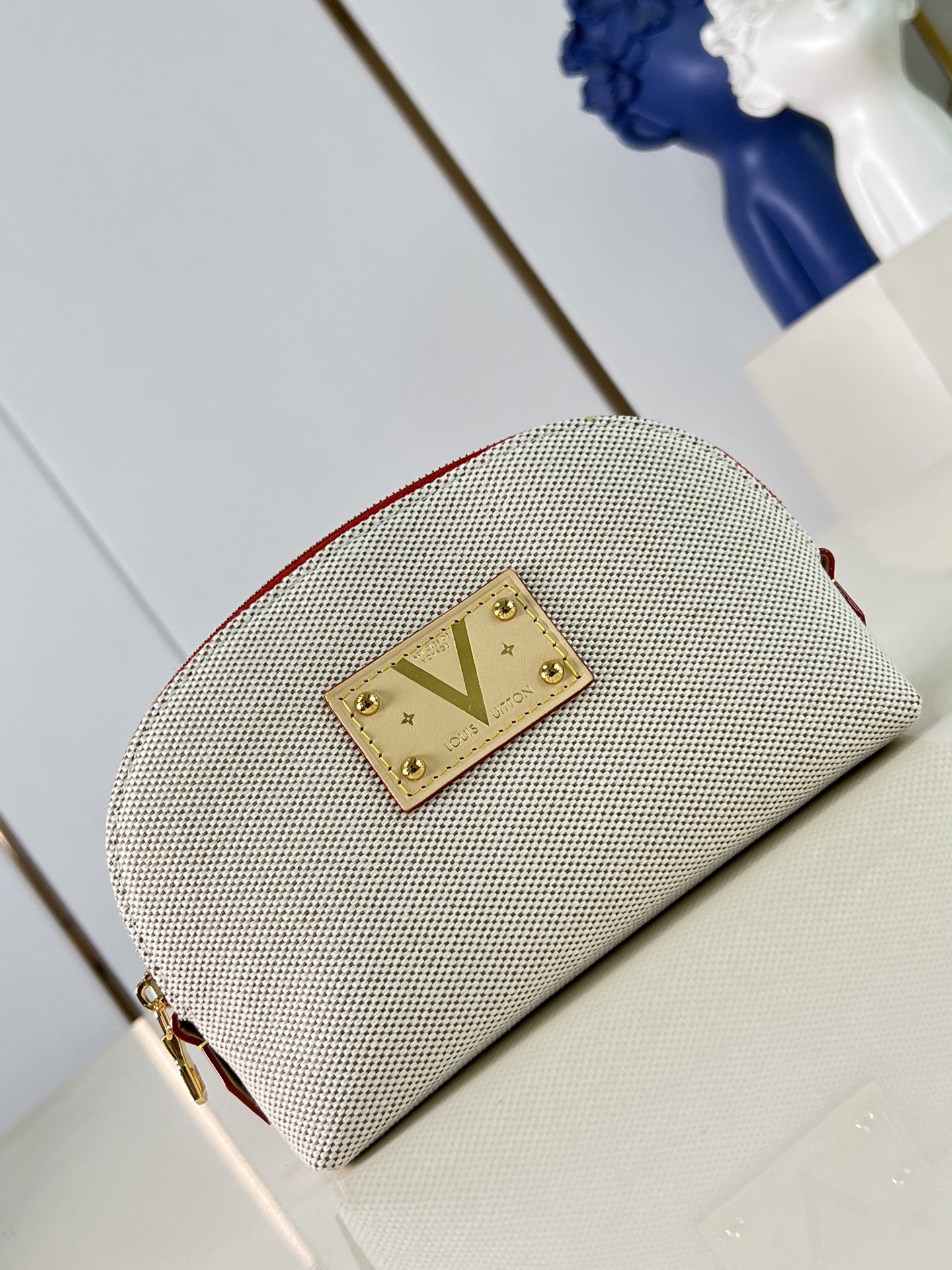 [Louis Vuitton] LV 루이비통 에스칼(Escale) 포셰트 코스메틱 화장품 파우치 백 (스몰) 가방