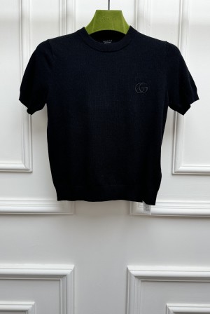 [Gucci] 구찌 26SS GG 자수 크롭 반팔 니트 티셔츠 의류