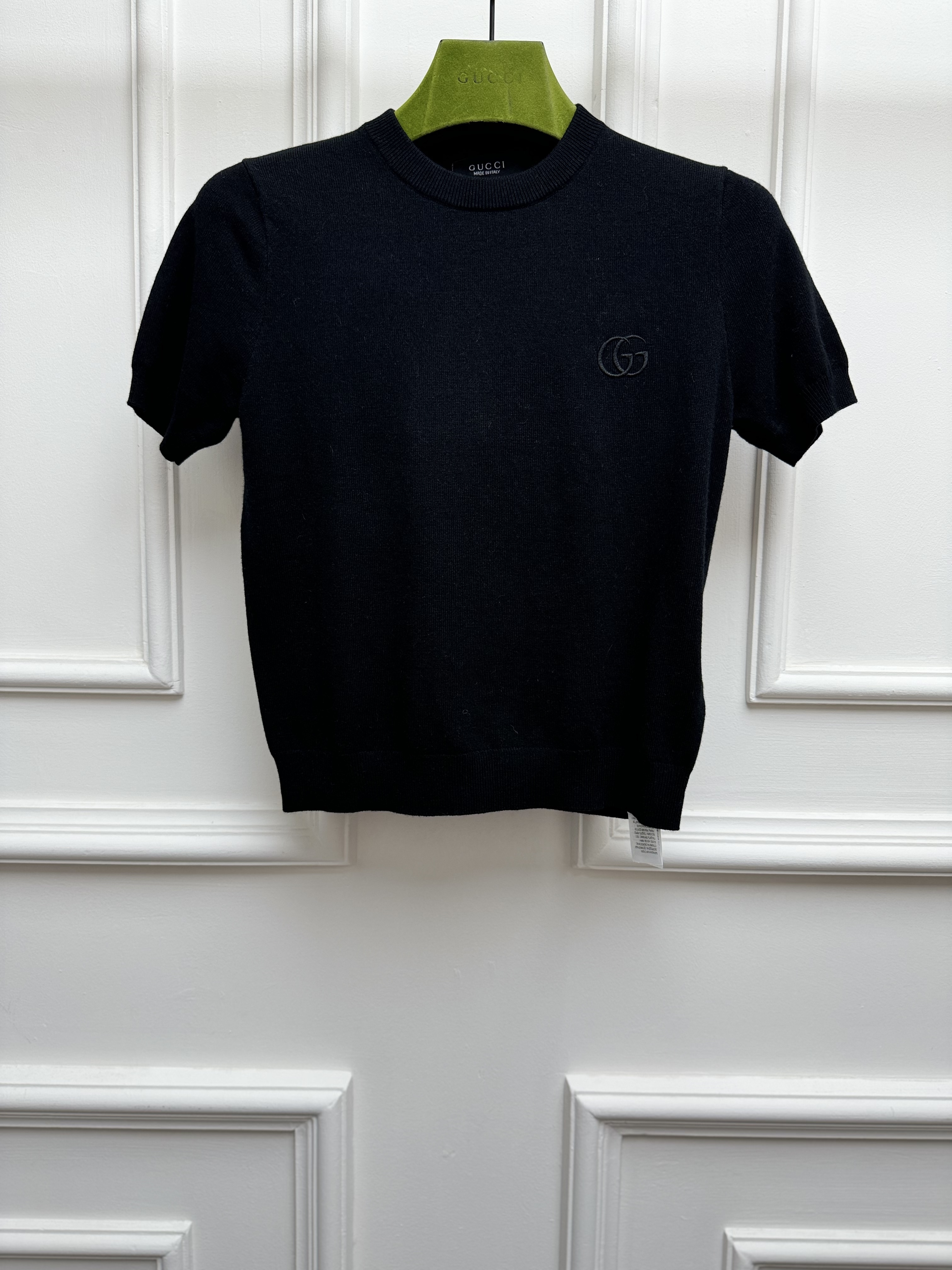 [Gucci] 구찌 26SS GG 자수 크롭 반팔 니트 티셔츠 의류